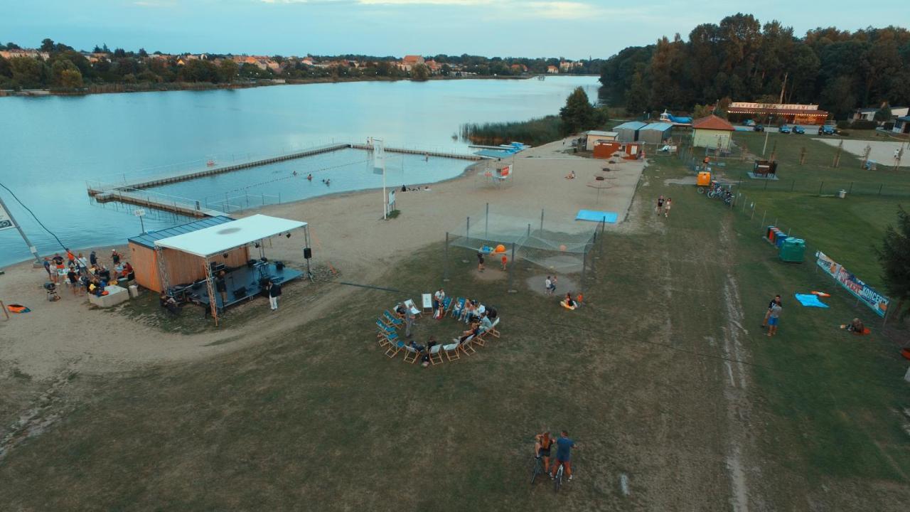 Camping Oaza Blonie Kornik Domki Standard - 3 Pokoje 외부 사진